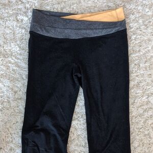 Lululemon Groove Y2K Flare yoga pants Blk w Gray & peach Crossover Waist